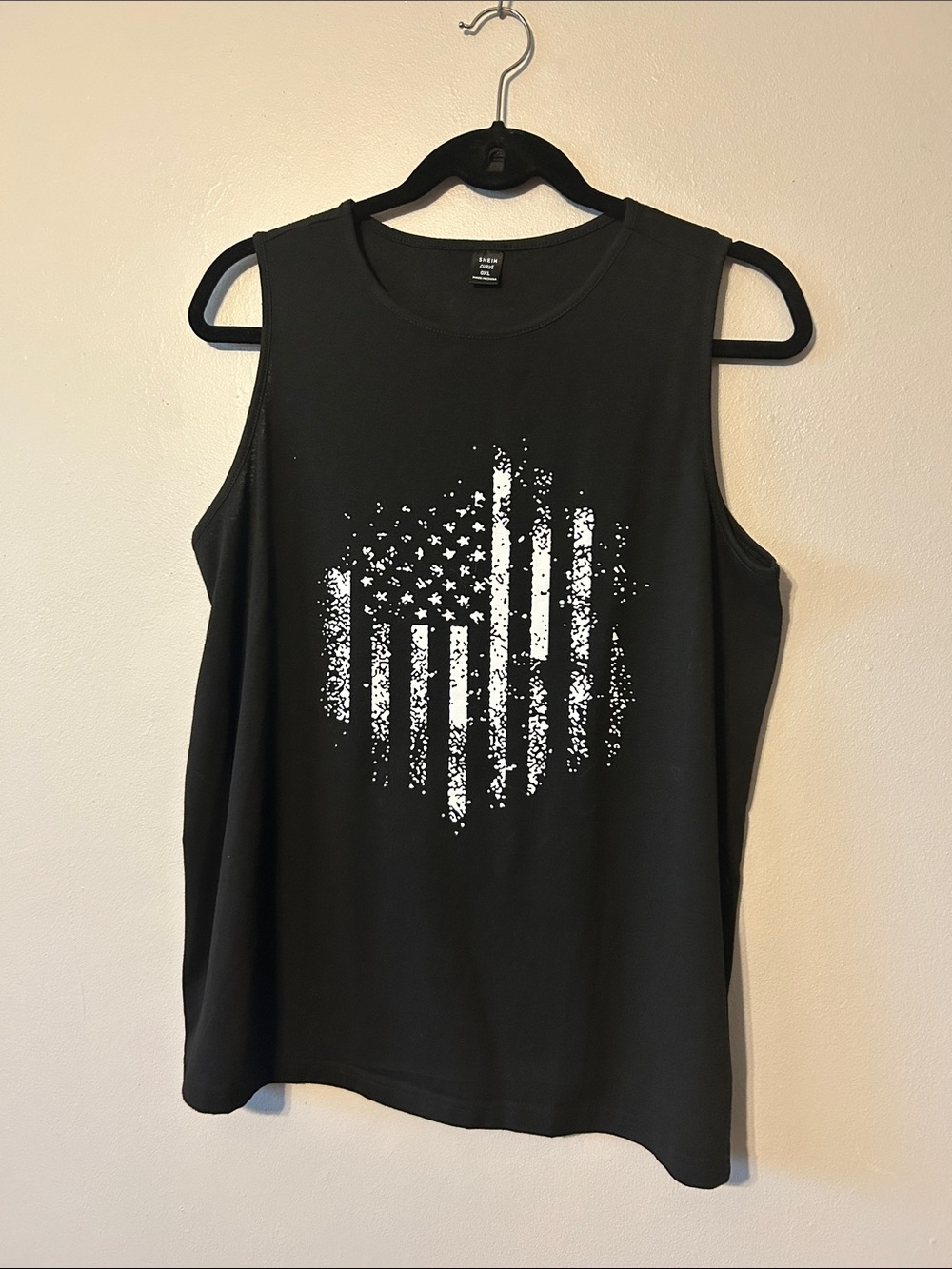 SHEIN Black Curve Sleeveless Tank Top